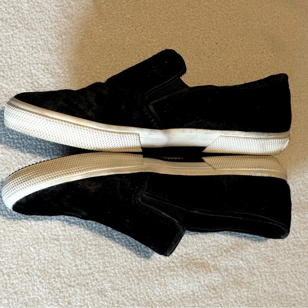 (7.5) Salt N Peppa Kenneth Cole Reaction Cow Hair Black Loafers